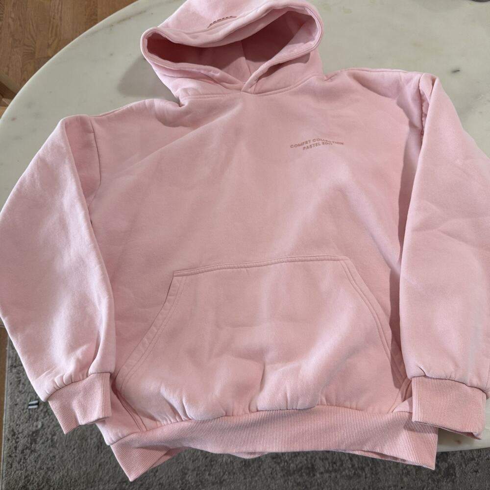 Comfrt Collection Women’s M Pastel Edit Pullover Hoodie Pink Sweatshirt Oversize
